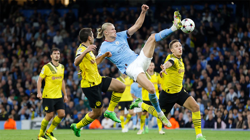 Erling Haaland đang trở thành vua phá lưới ở cả Premier League và Champions League