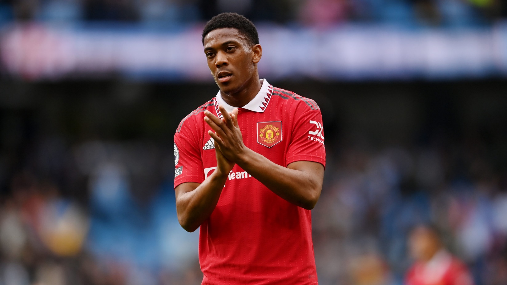 Ten Hag cần Martial trở lại